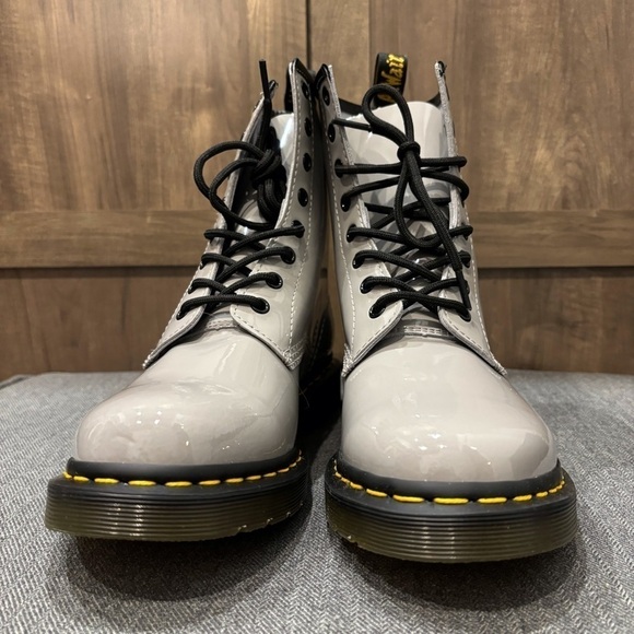New Dr Marten Zinc Grey Patent Lamper Boot size 10 - Picture 4 of 8